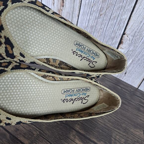 Skechers Cleo Claw Leopard Print Comfort Flats Memory Foam Slip ons Women's 6.5 - Picture 7 of 9